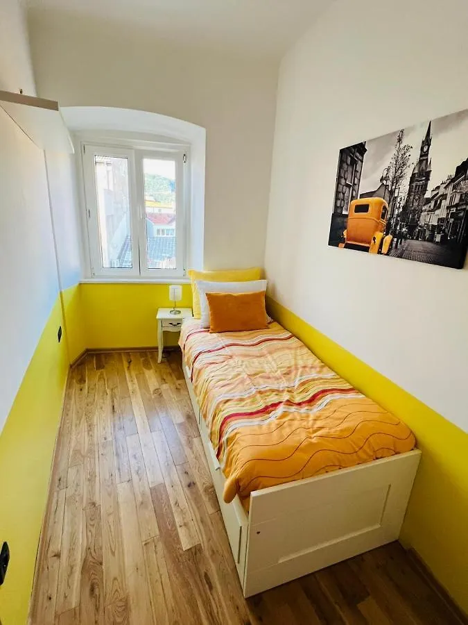 Apartment Tashi, Korzo - Rijeka, 2 Bedrooms  Rijeka